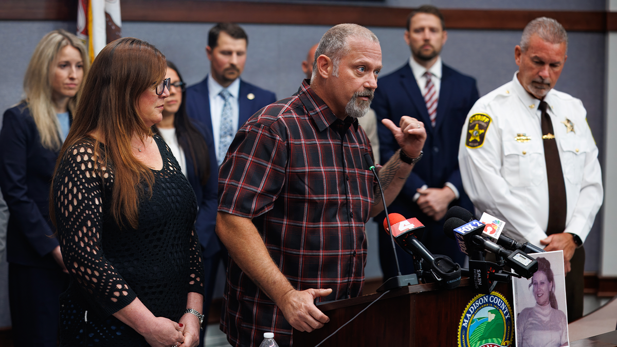 Wes Sperino speaks during press conference after arrest in mother’s Illinois cold case murder