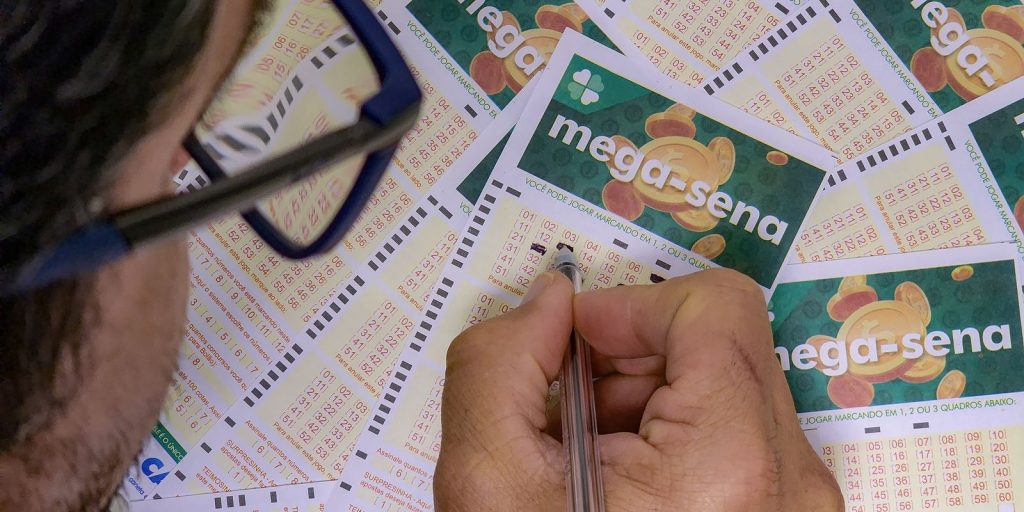 Mega-Sena acumula e prêmio salta para R$ 33 milhões no próximo sorteio