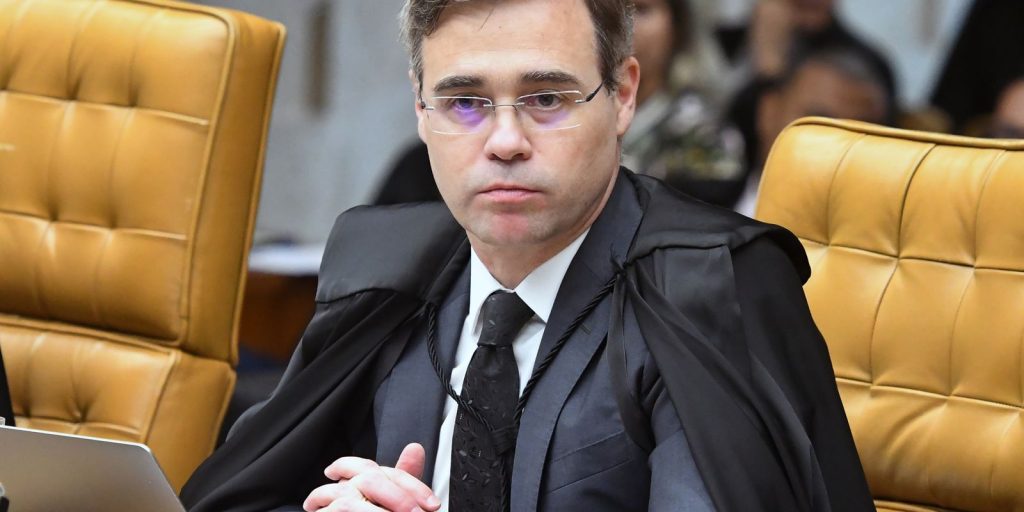 Mendonça confirma encontro único com Vorcaro e nega ter apoiado tese do ex-banqueiro