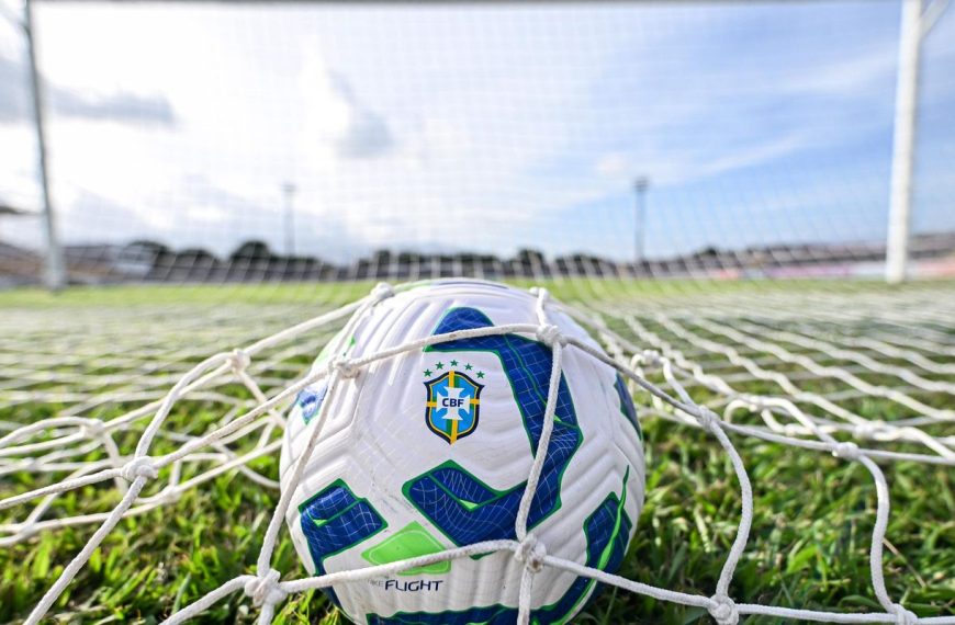 TV Brasil mostra nesta segunda confronto entre Palmeiras e Atlético-MG