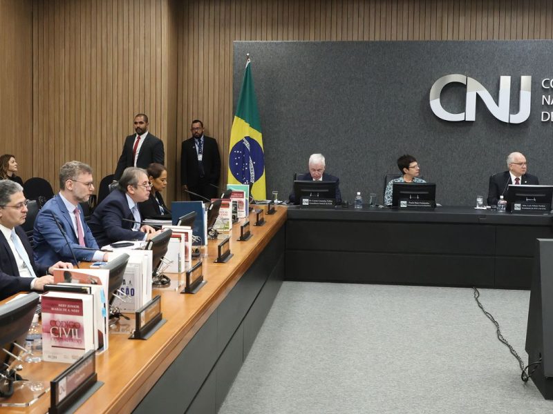 CNJ aprova contracheque único para juízes de todo país