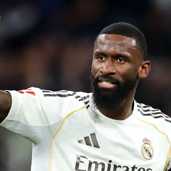 O futuro de Antonio Rudiger será decidido enquanto o Real Madrid concorda em renovar o contrato com o zagueiro alemão