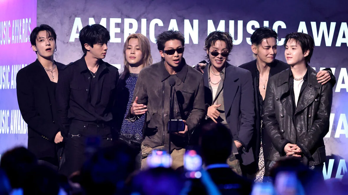 bts-artista-do-ano-amas BTS vence Artista do Ano no American Music Awards