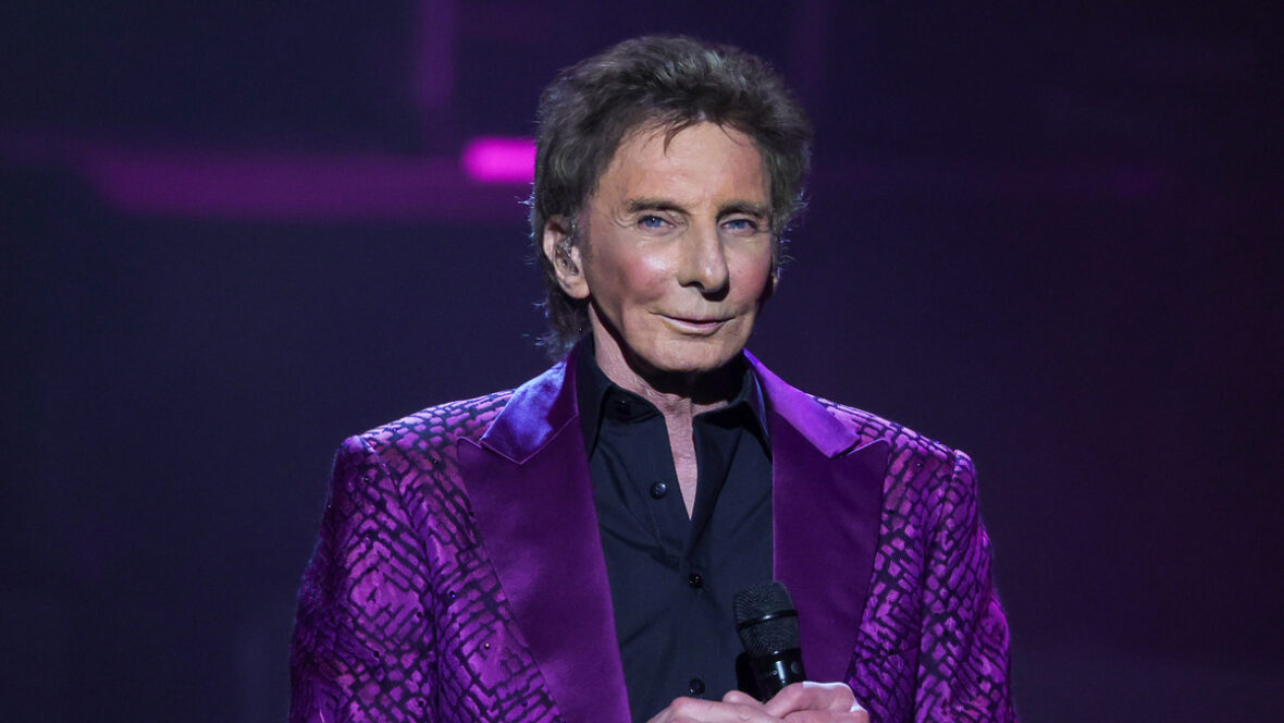 barry-manilow-gay Barry Manilow
