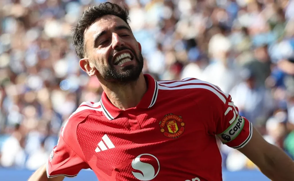 United e Tottenham definem escalações para duelo da Premier League 2026-27