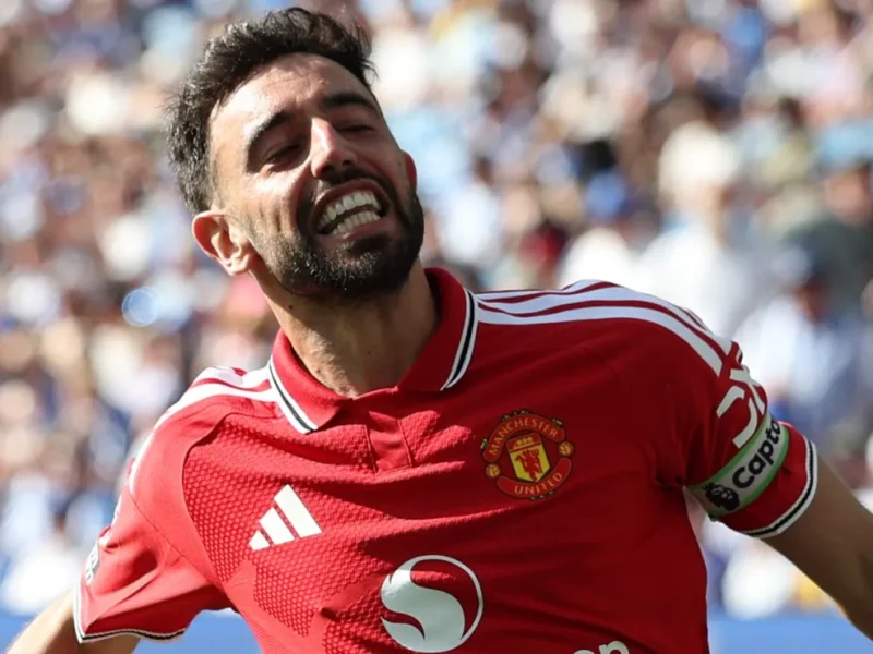 United e Tottenham definem escalações para duelo da Premier League 2026-27