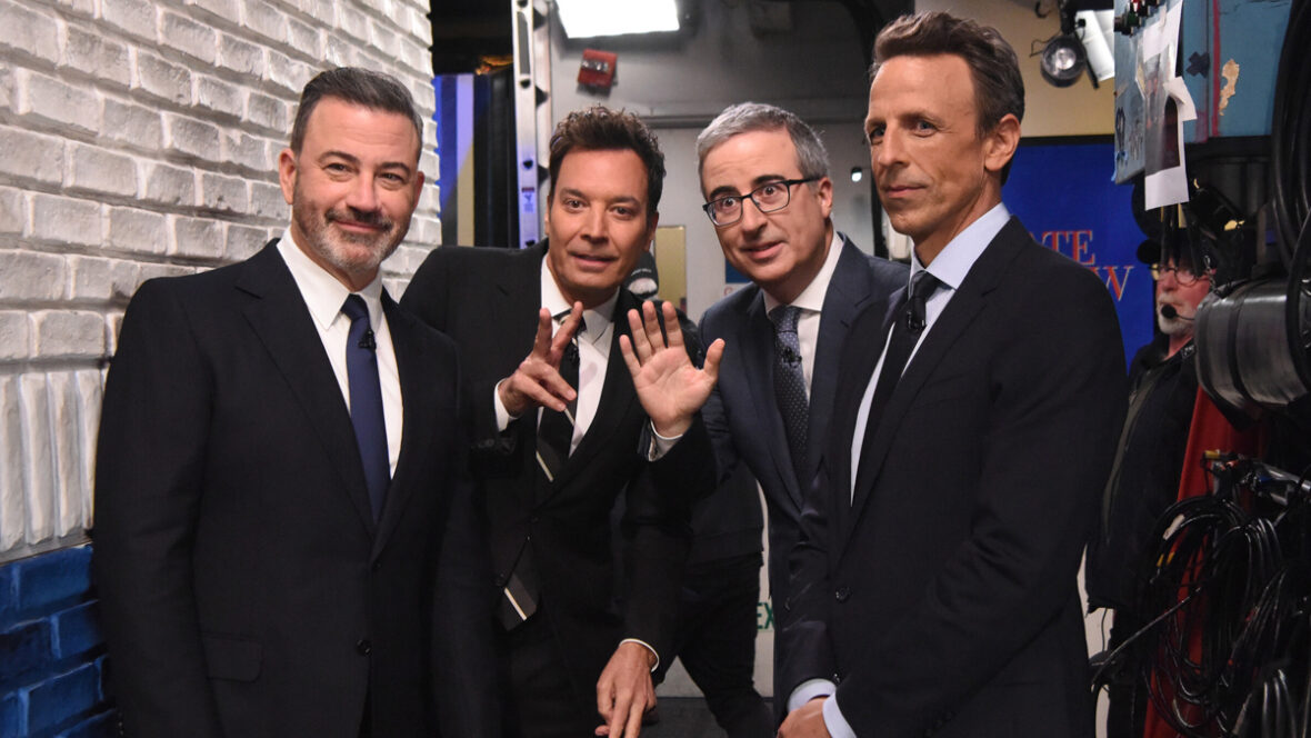 Jimmy-Kimmel-chama-os-fãs-de-colbert Visita de Jimmy Fallon, Jimmy Kimmel, Seth Meyers e John Oliver