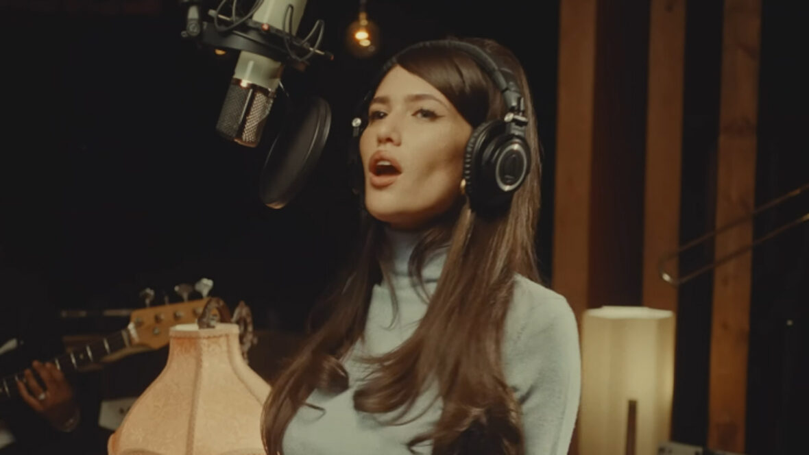 Nova música de Sienna Spiro