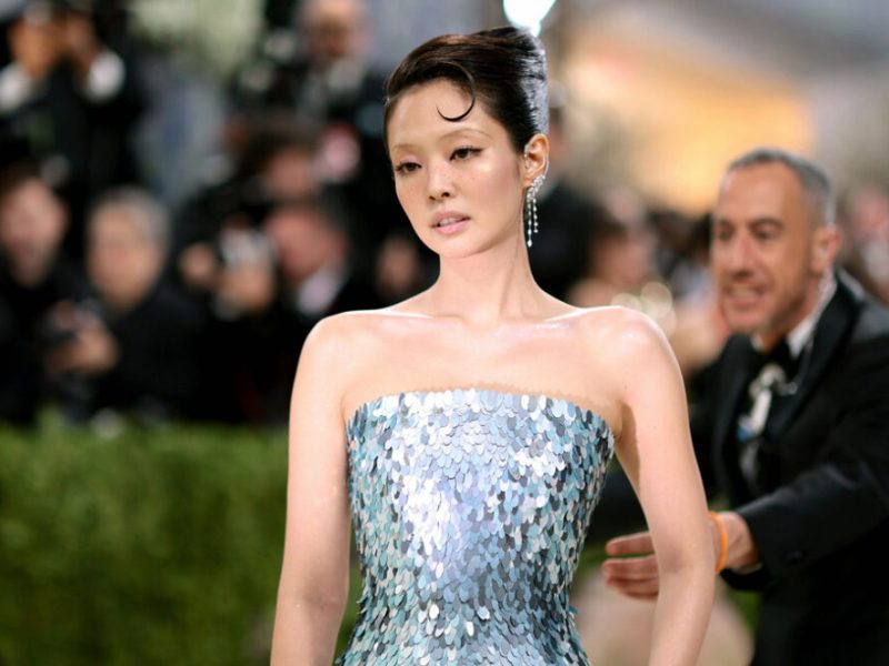 O vestido Chanel de Jennie’s Met Gala 2026 levou 540 horas para ser criado