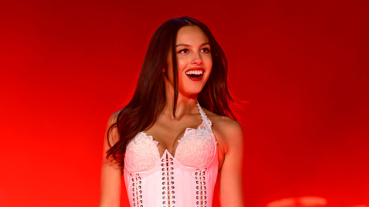 Olivia Rodrigo no palco