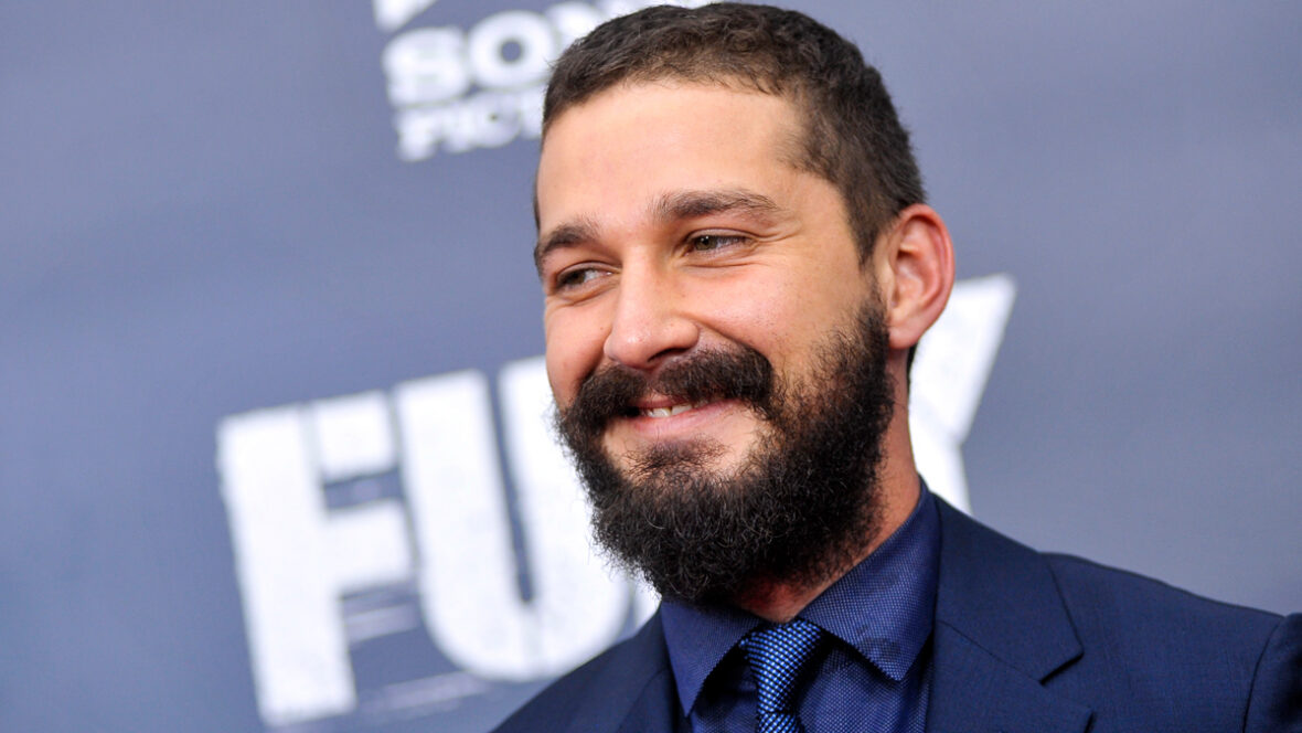 Shia LaBeouf usa terno na estreia do filme