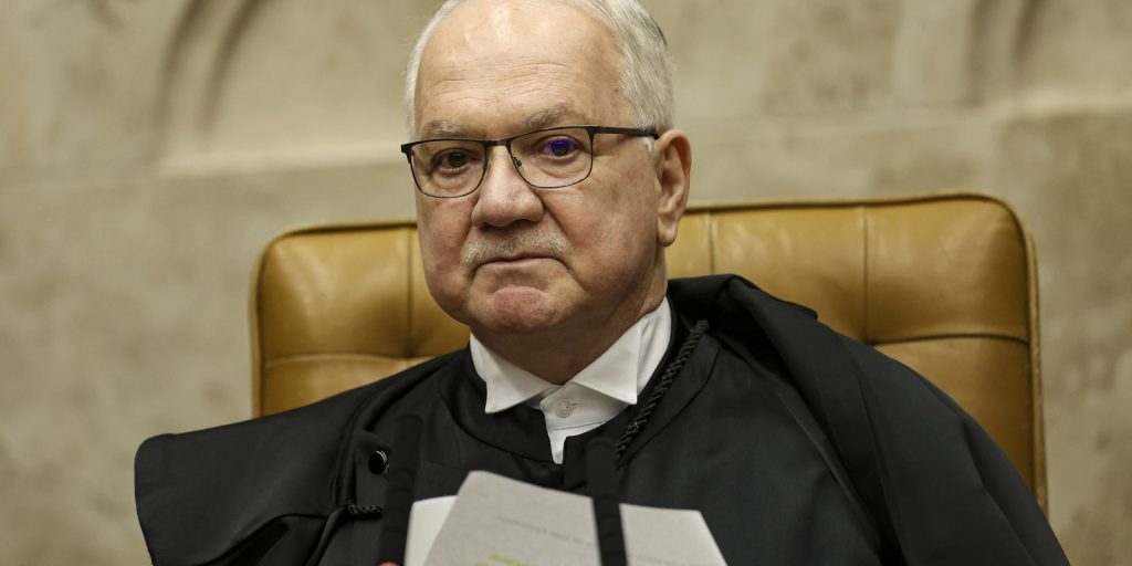 Fachin defende abertura do STF a críticas e diz que tensão fortalece a democracia