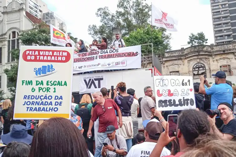 São Paulo (SP), 01/05/2026 - Ato contra a escala 6x1.
Foto: Letycia Treitero Kawada/Agência Brasil