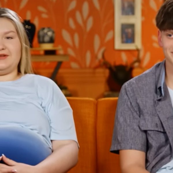 O casal adolescente ‘inesperado’ do TLC, Bella Vaughn, 16, e Hunter Johnson, 14, revelam noivado