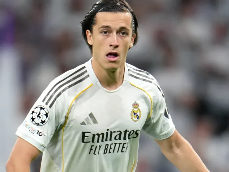 Álvaro Carreras responde aos rumores de uma briga com o companheiro de equipe do Real Madrid, Antonio Rüdiger