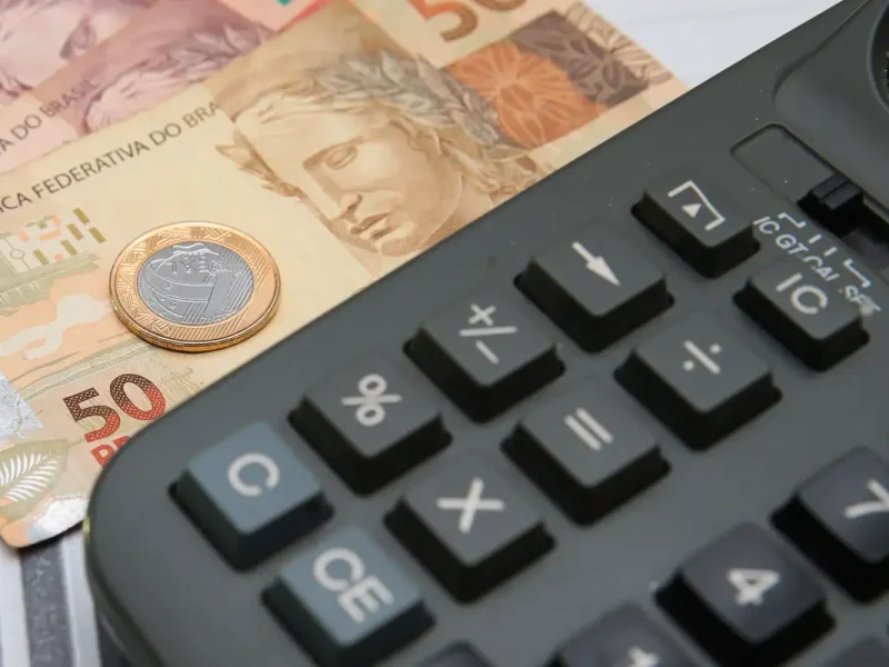 Mercado financeiro reduz projeção de inflação para 2026, aponta Boletim Focus