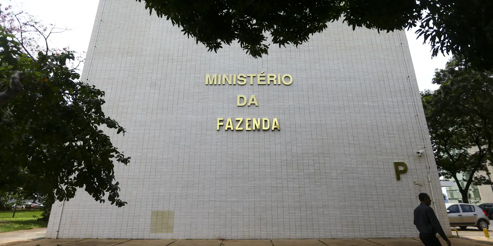 Fazenda alerta sobre falso site do Novo Desenrola