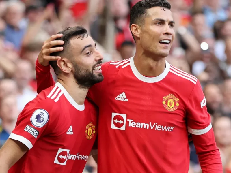 Bruno Fernandes junta-se ao clube exclusivo do Manchester United liderado por Cristiano Ronaldo como Jogador da Temporada da Premier League