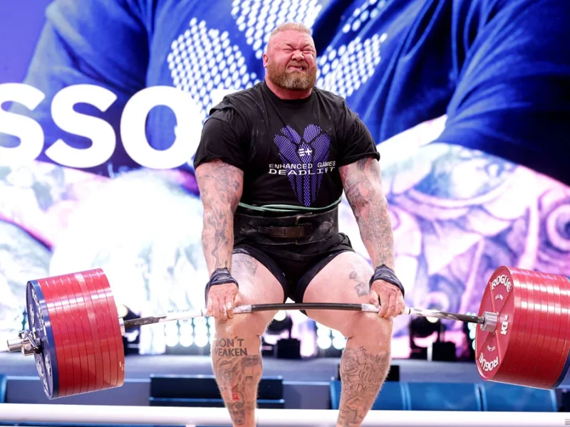 Hafthor Julius Bjornsson, de Game of Thrones, não consegue bater seu próprio recorde mundial de levantamento terra na Enhanced Games 2026 (vídeo)