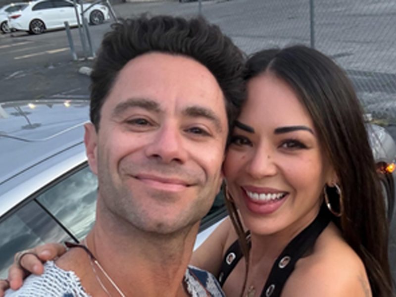 Janel Parrish escreve doce mensagem de aniversário para o namorado Sasha Farber após confirmar o relacionamento