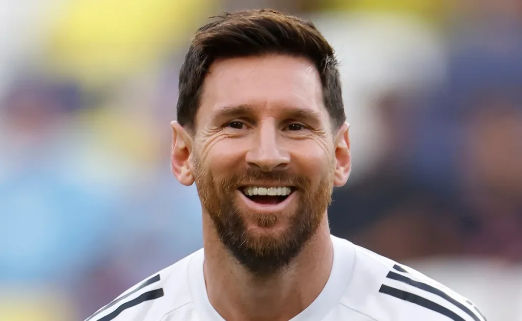 Messi amplia império no futebol espanhol com acordo para comprar o Eldense, da segunda divisão