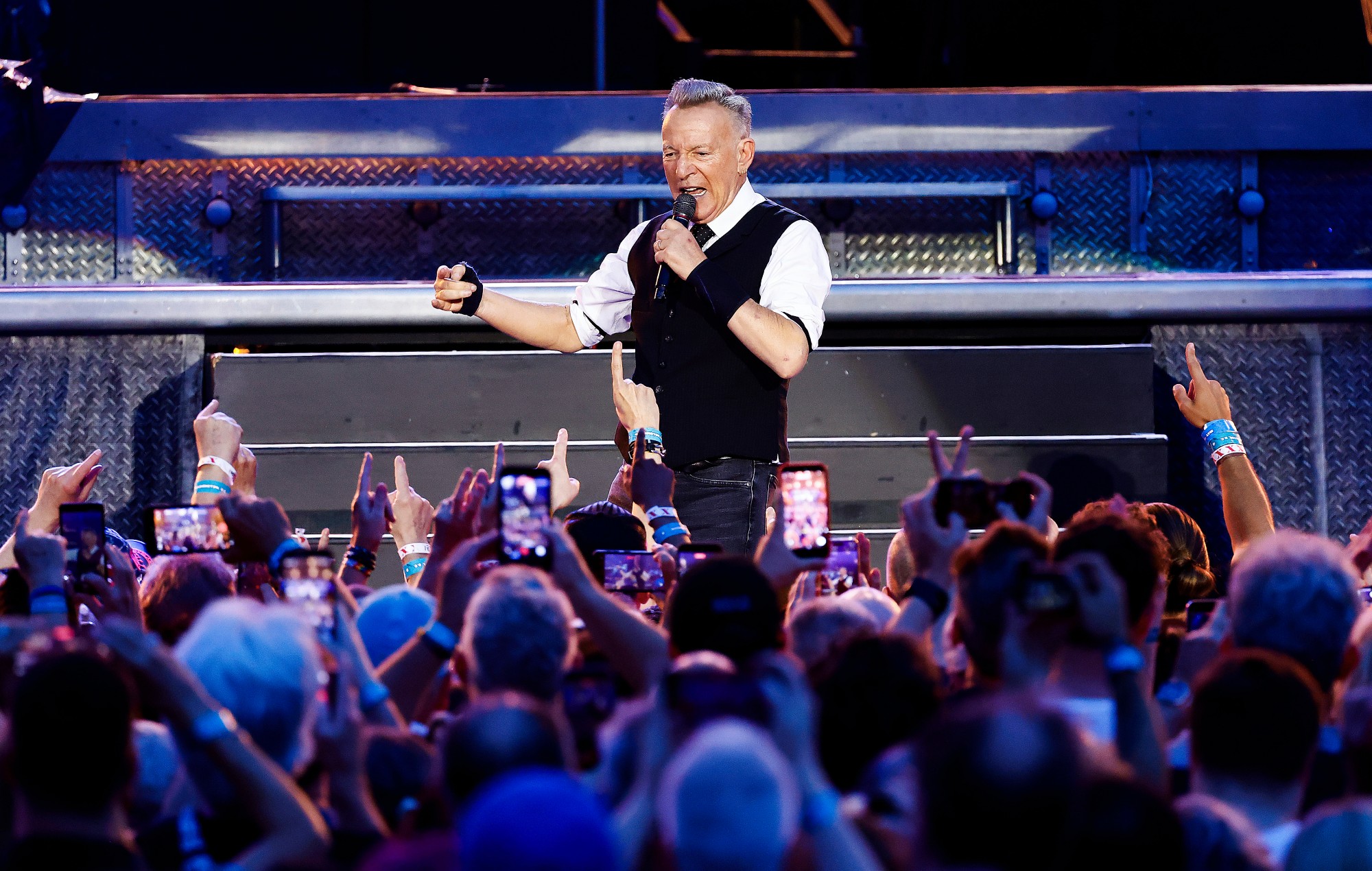 Bruce Springsteen and the E Street Band in concert at Nationals Park on May 27, 2026 in Washington, DC. CREDIT: Paul Morigi/Getty Images