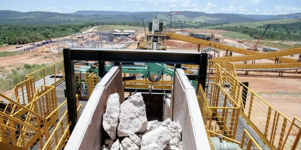 CMN amplia crédito do Brasil Soberano para fertilizantes e reduz juros a minerais críticos