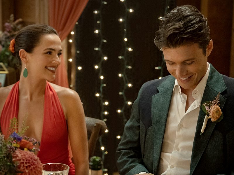 Netflix compartilha as primeiras fotos de ‘Voicemails for Isabelle’, um novo filme Rom-Com estrelado por Zoey Deutch e Nick Robinson!