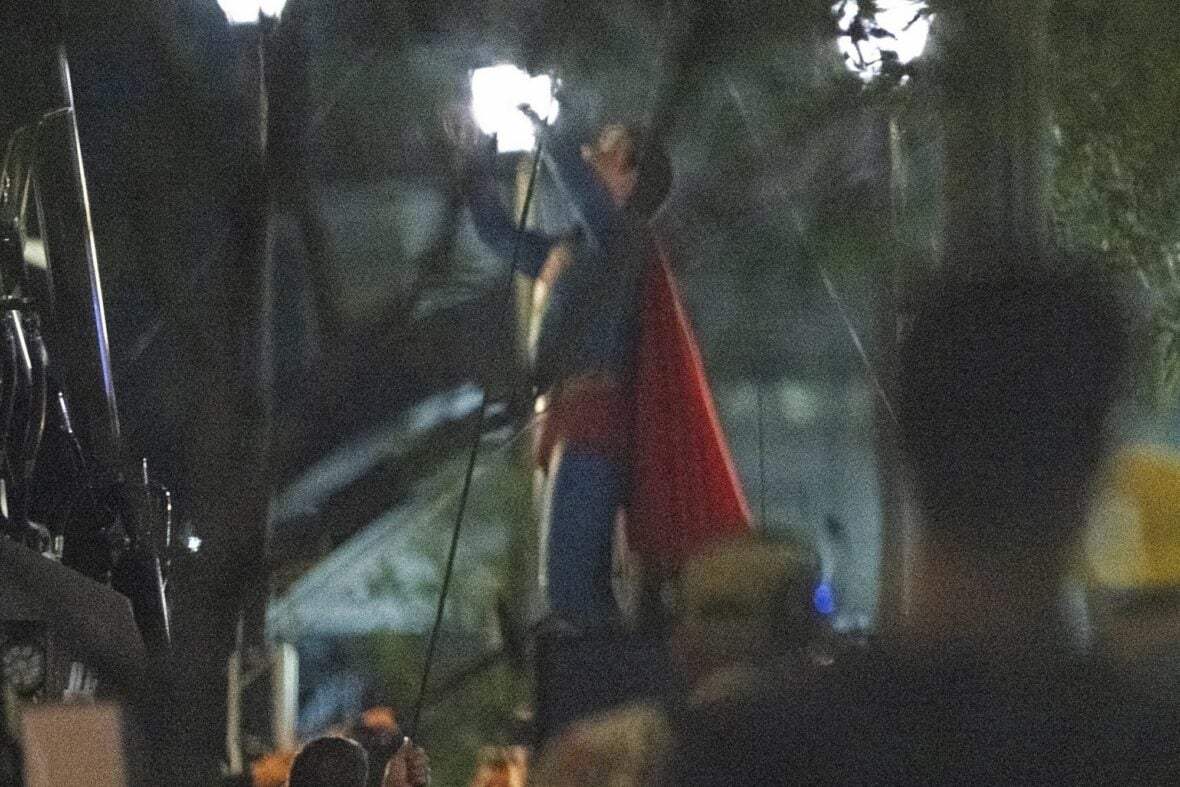 David Corenswet no set do Homem do Amanhã