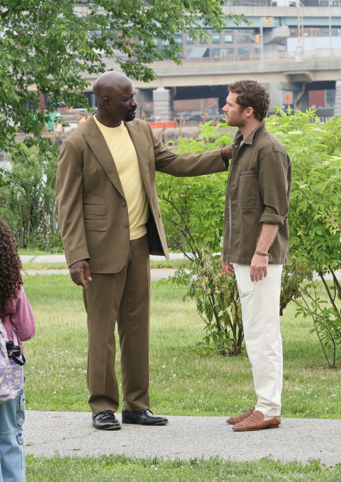 Filme de Mike Colter e Finn Jones 