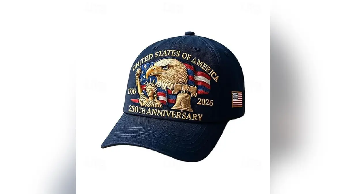 Choose from eight different hat colors.