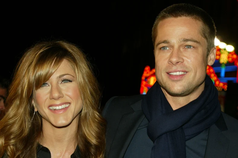 Camafeu de amigos de Brad Pitt