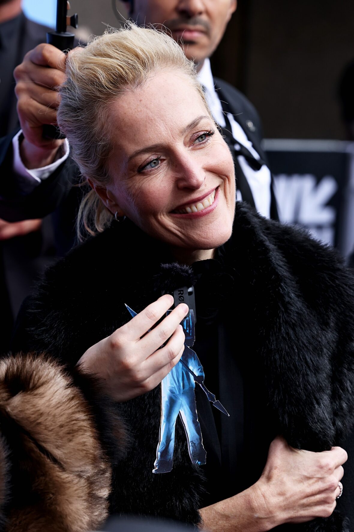 Gillian Anderson participa do