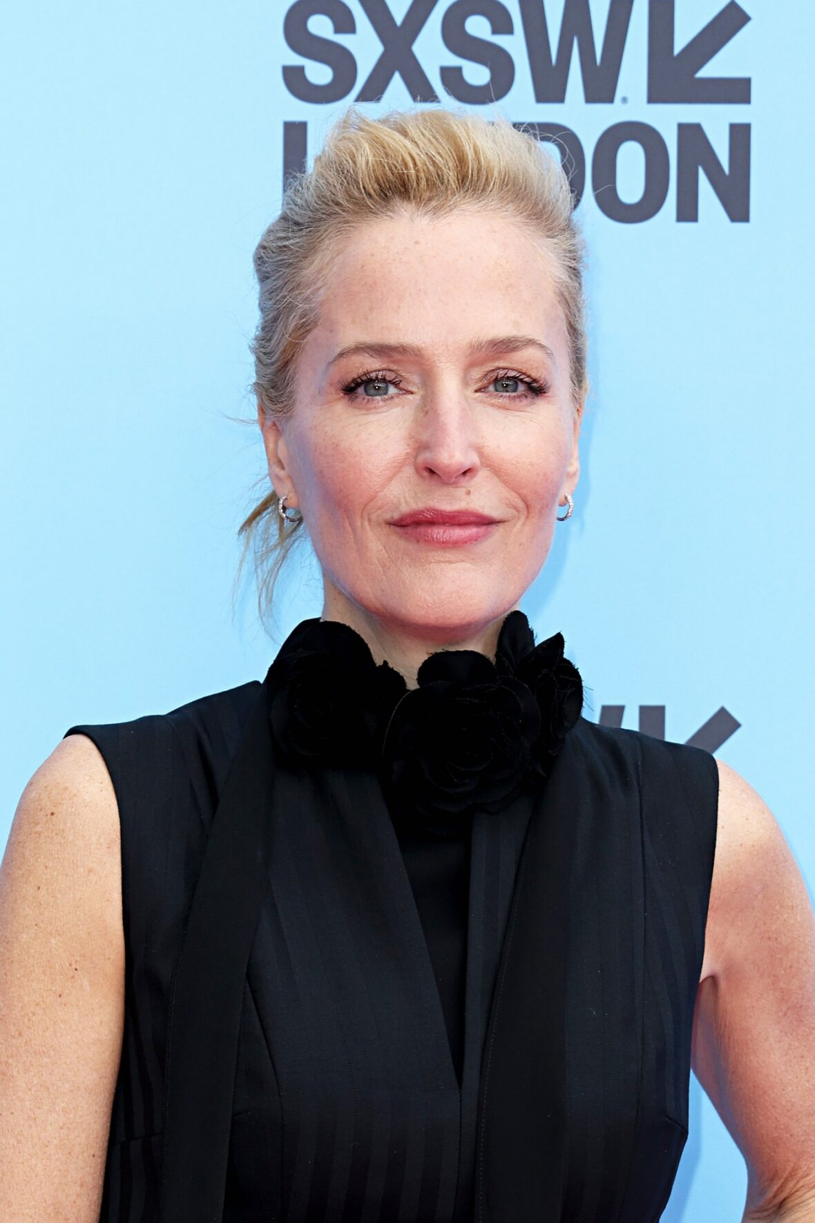 Gillian Anderson participa do