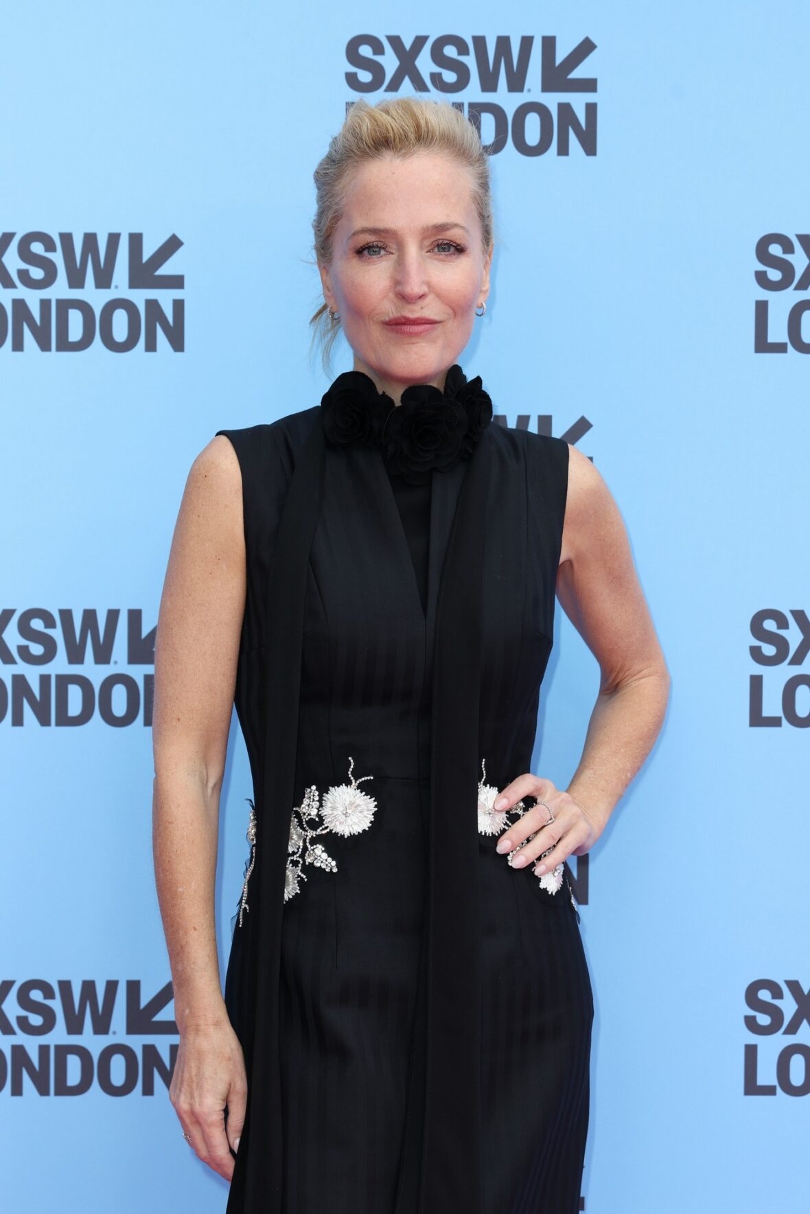 Gillian Anderson participa do