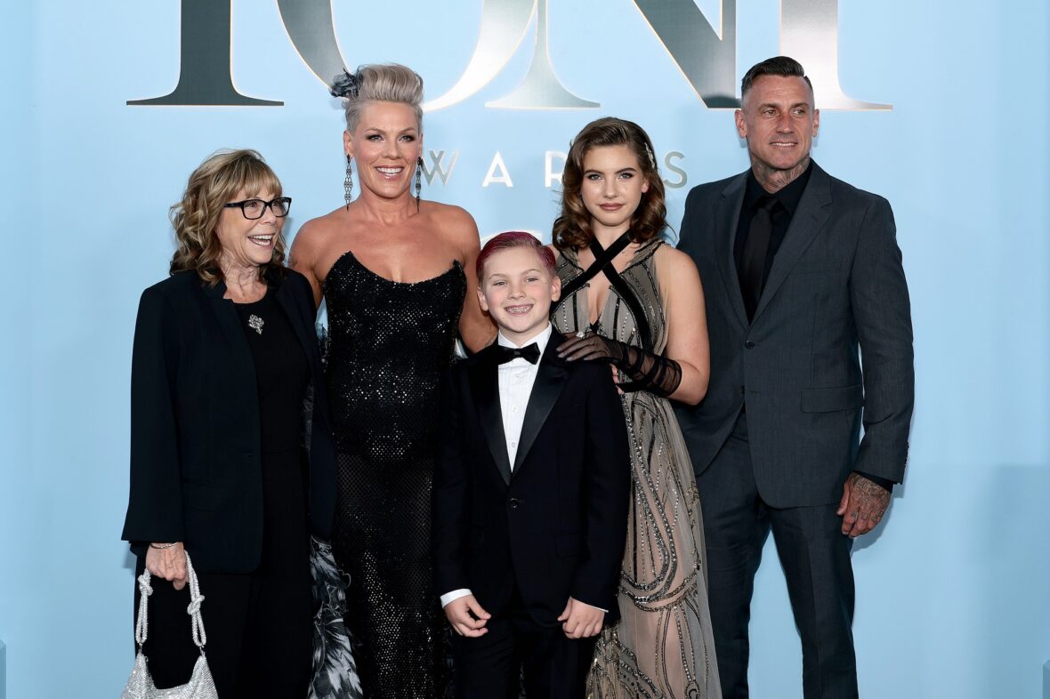 Pink e sua família no Tonys