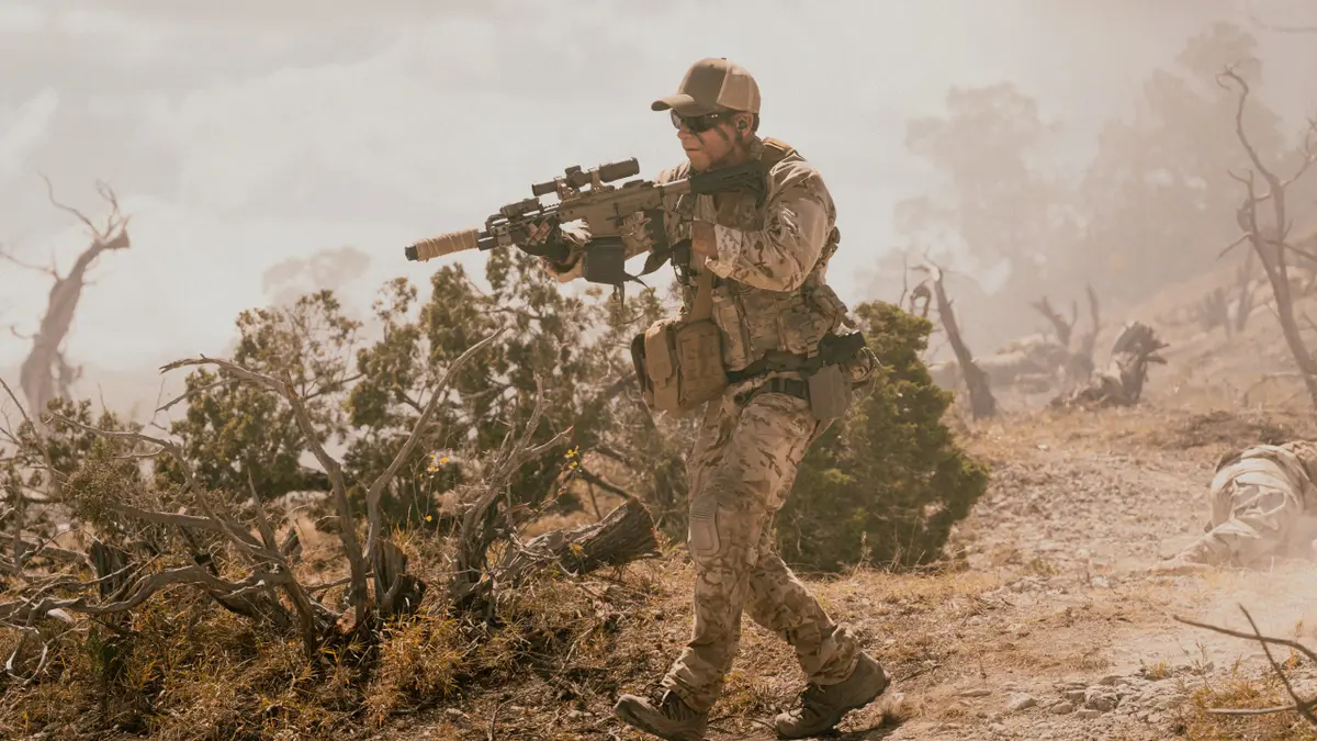 Taylor Sheridan portraying Cody in a scene from Lioness season 2 episode 8.