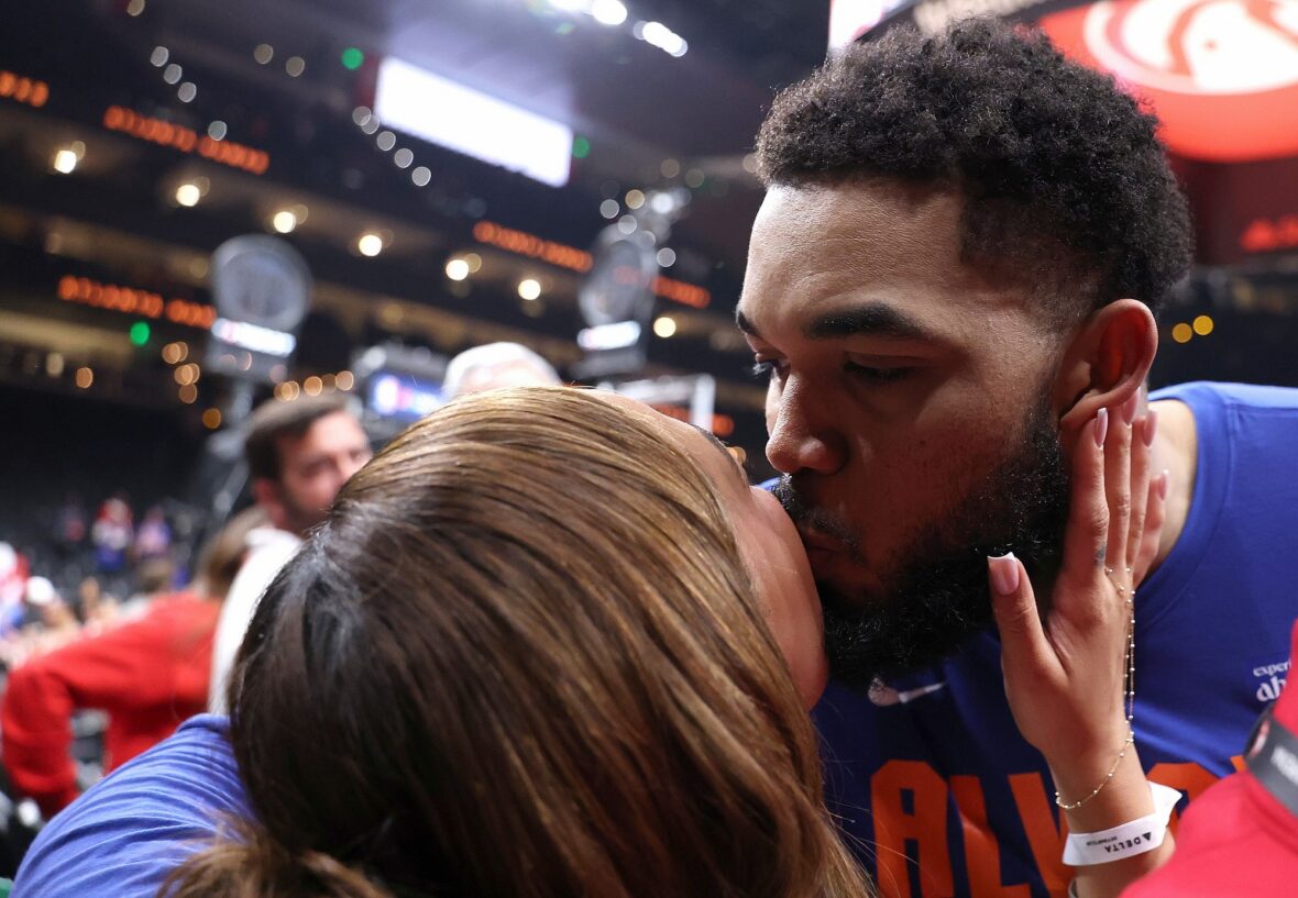 Foto de Karl-Anthony Towns e Jordyn Woods