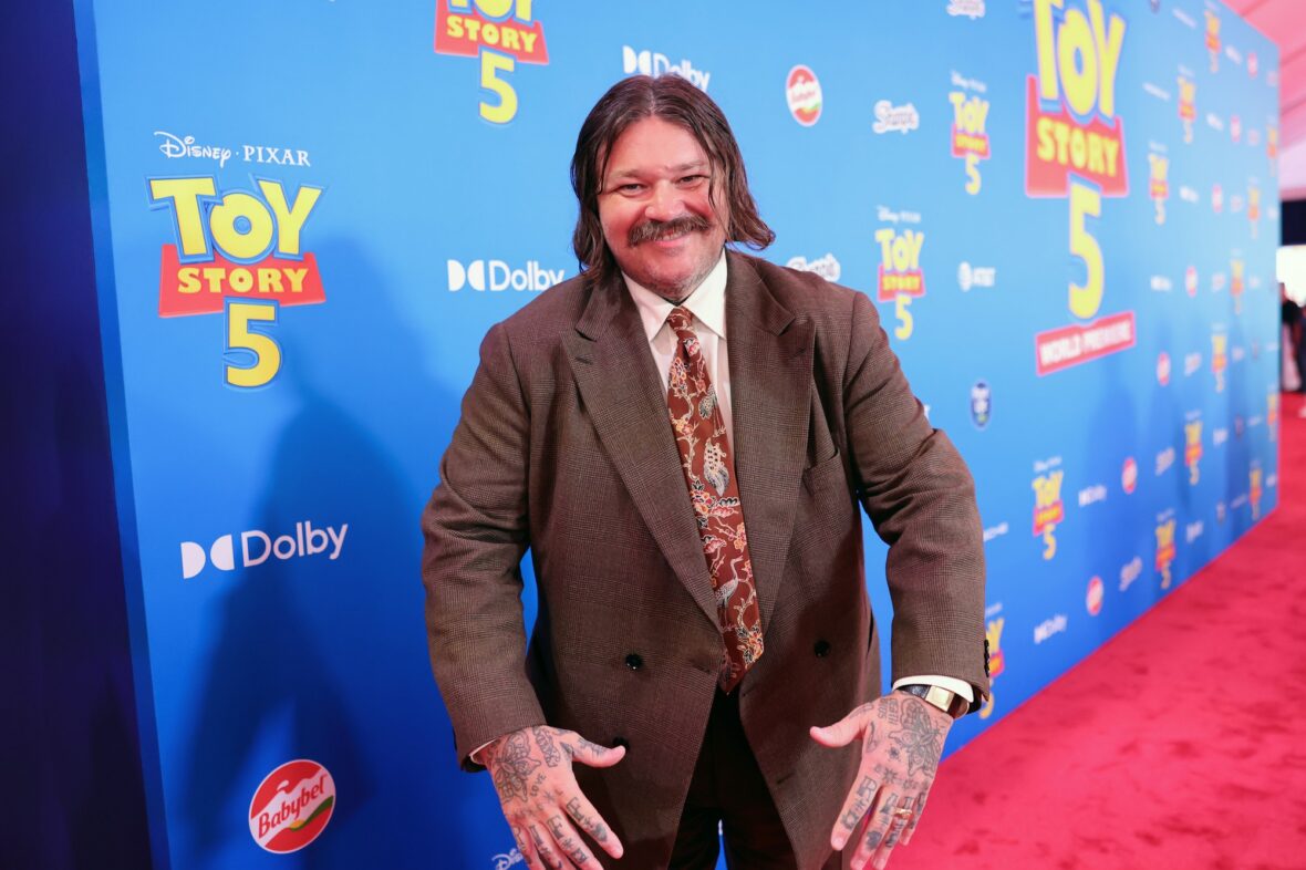 Matty Matheson comparece à estreia de Toy Story 5 em Los Angeles