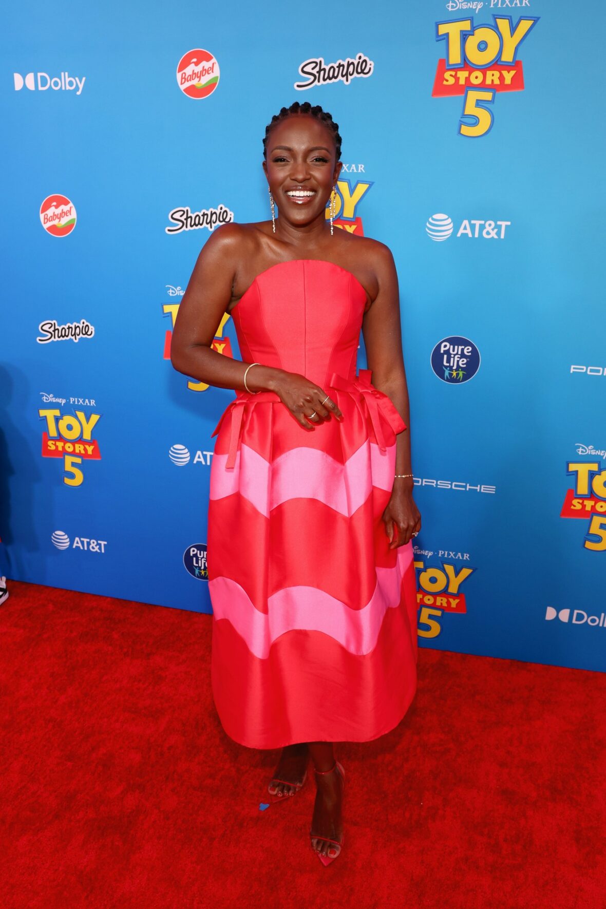 Krys Marshall na estreia de Toy Story 5 em Los Angeles