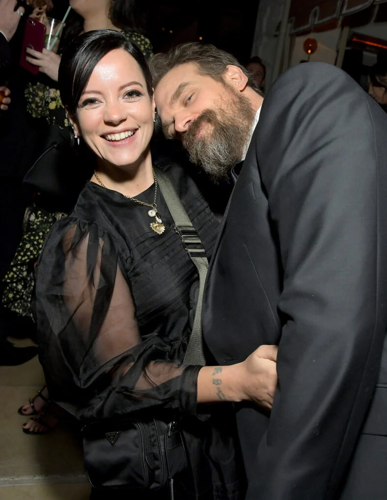 Foto stock de David Harbour e Lily Allen