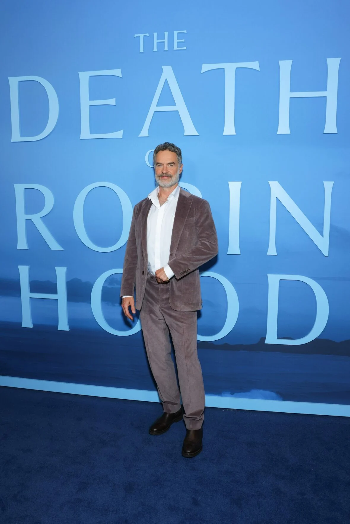 Hugh Jackman na estreia de A Morte de Robin Hood