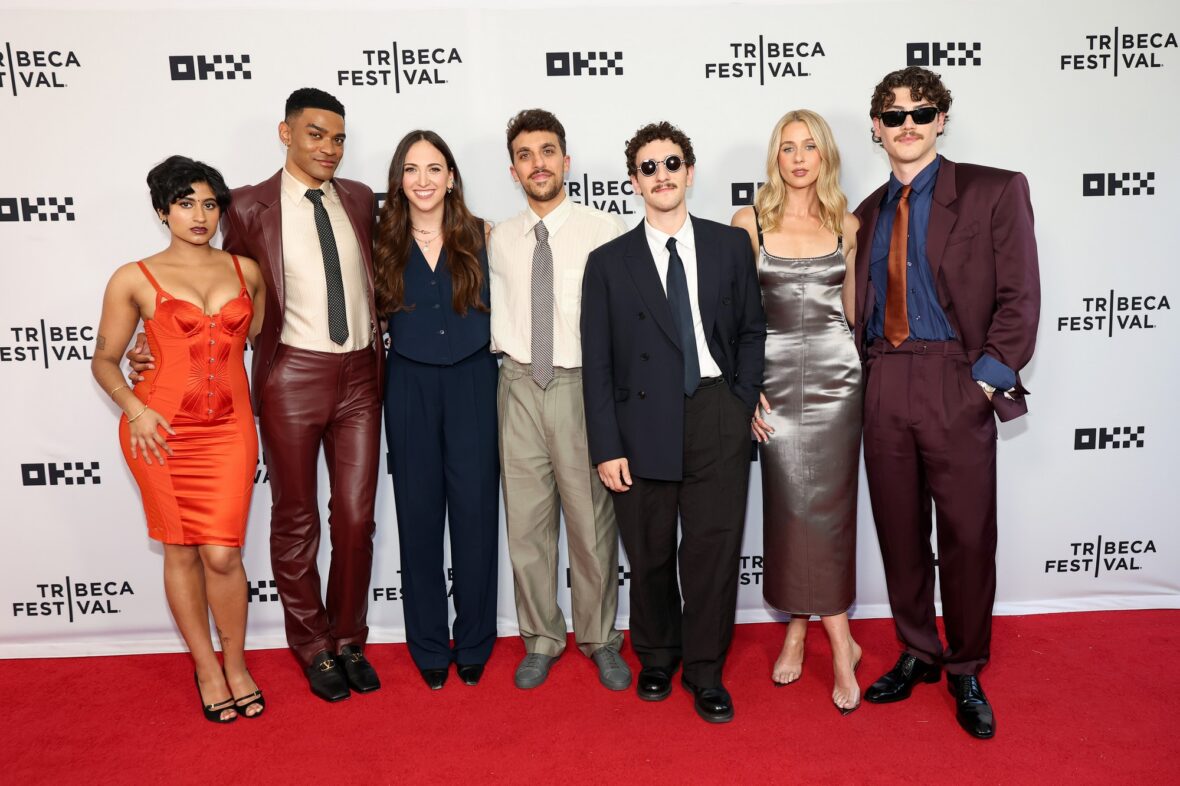 Elenco e criadores adultos no Tribeca Film Festival