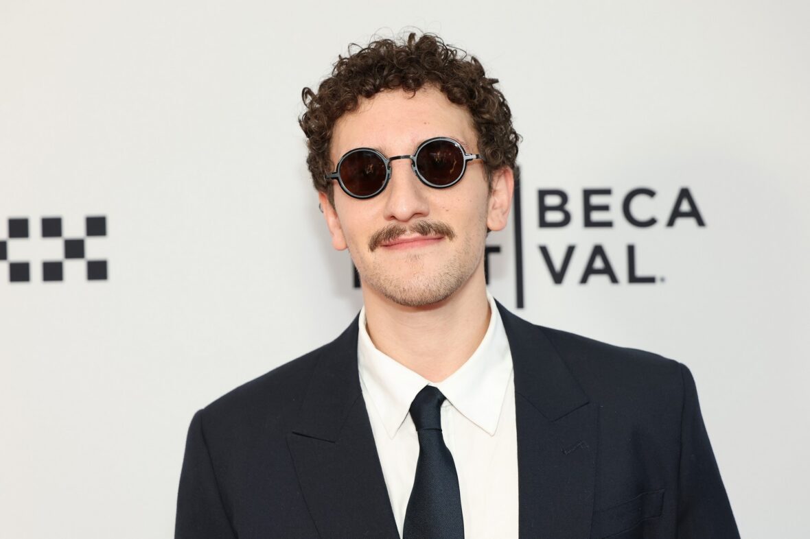 Malik Elassal na estreia de Adultos durante o Tribeca Film Festival