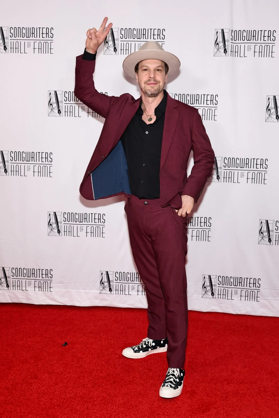 Gavin DeGraw na gala de indução e premiação do Songwriters Hall of Fame de 2026