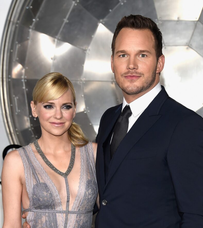 Anna Faris fala sobre divórcio de Chris Pratt
