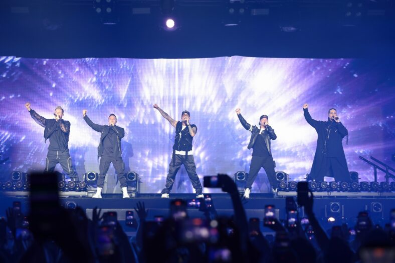 Nick Carter, Howie Dorough, AJ McLean, Brian Littrell e Kevin Richardson dos Backstreet Boys se apresentam durante The One Party by Uber