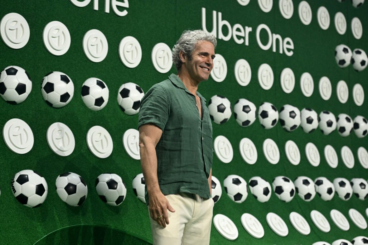 Andy Cohen participa da The One Party de Uber