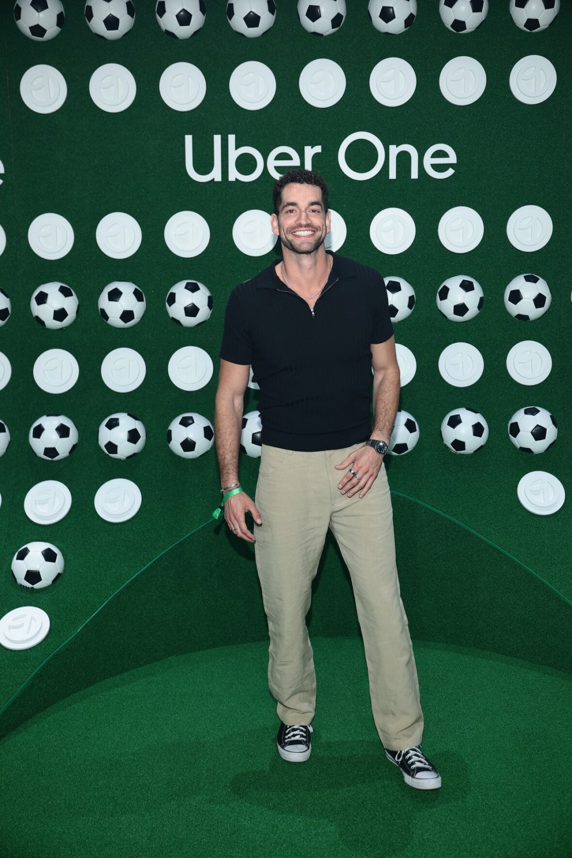 Jesse Solomon participa da The One Party de Uber