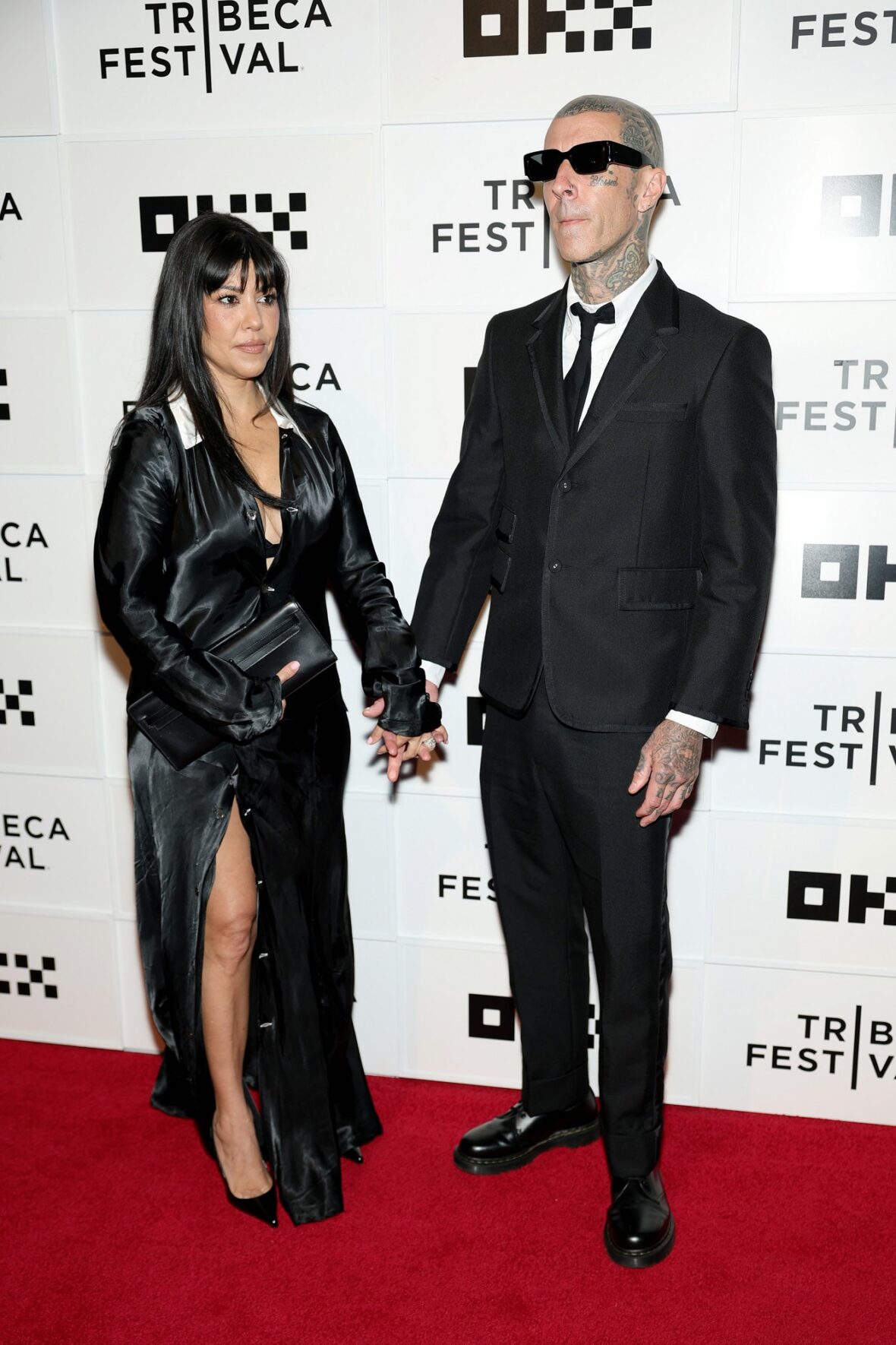 Kourtney Kardashian e Travis Barker em sua estreia no Tribeca Film Festival